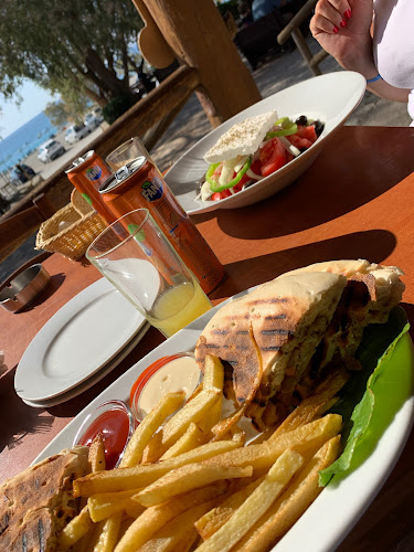 Τριόπετρα 740 53