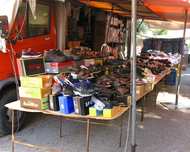 Comentarii opinii despre Λαϊκή Αγορά (Θερινή Περίοδος) Κάτω Ηλιούπολης