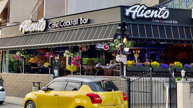 Aliento cafe Cocktail Bar