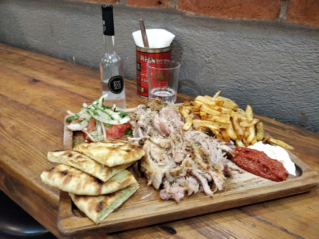 Βέργες Λάγιες - Γαστρονομία και φιλοξενία