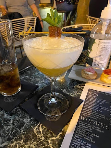 SixRoots - Ηράκλειο