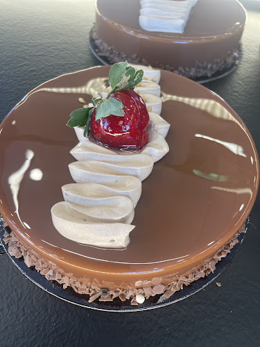 METALIKIS bakery catering - Παλούκια