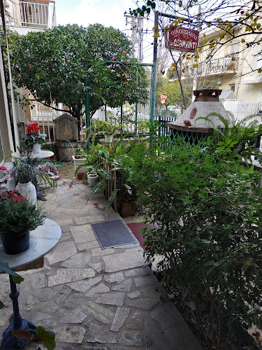 Opinii despre Κάβα Το Διαμάντι Στέφανος Τσιάρτας în Αθήνα - Γαστρονομία και φιλοξενία