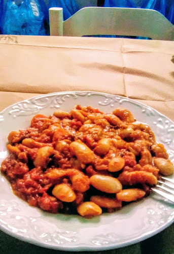 Η ΣΤΟΑ - Γαστρονομία και φιλοξενία