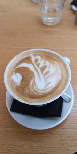 Store 311 - Γαστρονομία και φιλοξενία