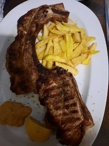 Opinii despre Καφέ- Ψησταριά "Ο Ντίνος" în Τριπόταμος - Γαστρονομία και φιλοξενία