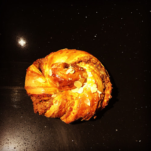 Opinii despre Skoufos Pastry & Bakery în Ρόδος - Γαστρονομία και φιλοξενία