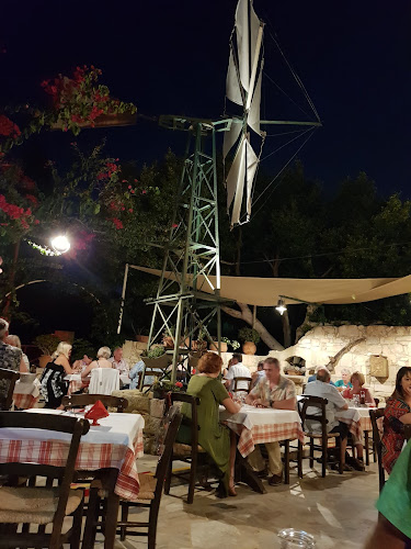 Βλυχάδας, οδός Μαραθώνος &, Κάτω Γούβες 700 14