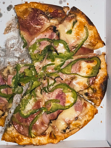 Opinii despre PIZZA QUEBEC în Παραλία - Γαστρονομία και φιλοξενία