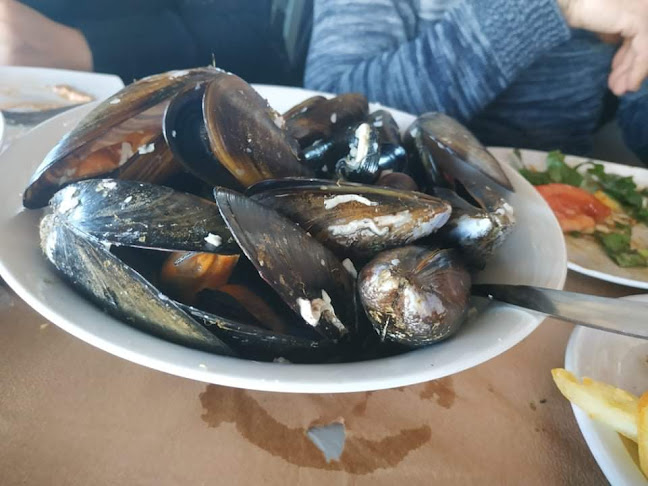 Comentarii opinii despre Το λιμάνι μεζεδοπωλείο Λαυριο