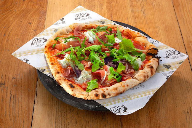 Oliveto Saronis - Γαστρονομία και φιλοξενία