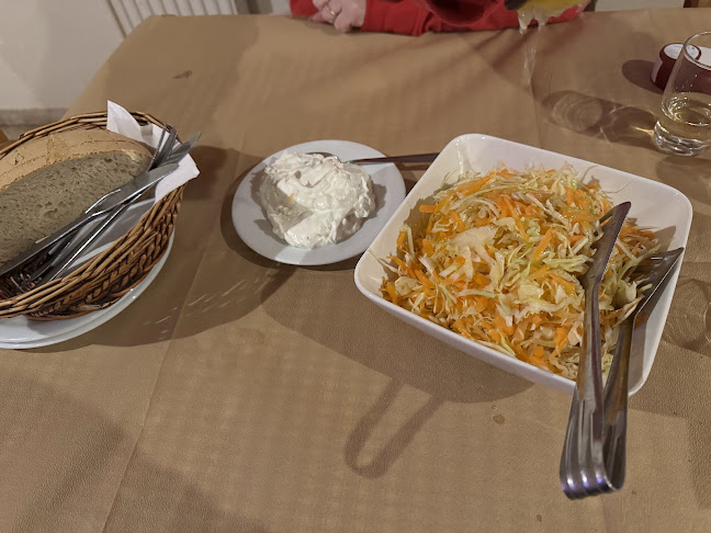 Opinii despre Ο Άθας în Μελιβοία - Γαστρονομία και φιλοξενία