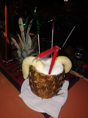 Opinii despre Medousa Restaurant and Sports Bar în Φαληράκι - Γαστρονομία και φιλοξενία