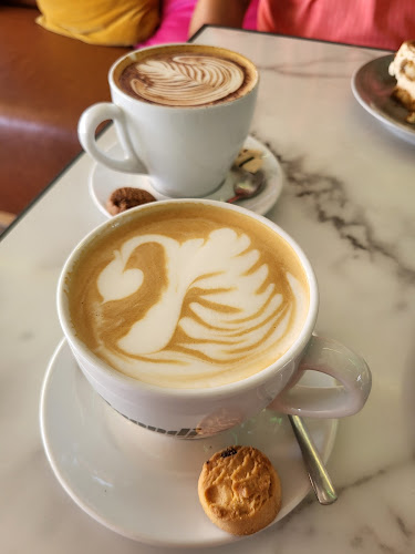 Ηρ. Πολυτεχνείου 43, Νέα Πεντέλη 152 39