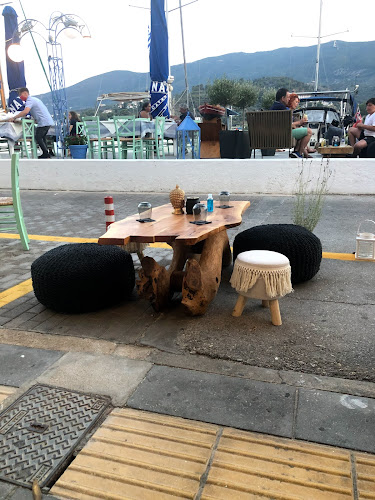 SAIL Sushi Cocktail Bar