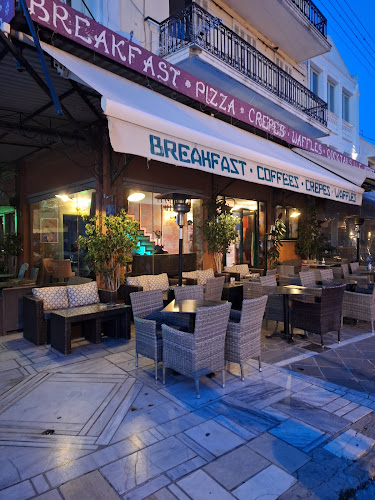 GRANDE Cafe Pizza & Breakfast Poros