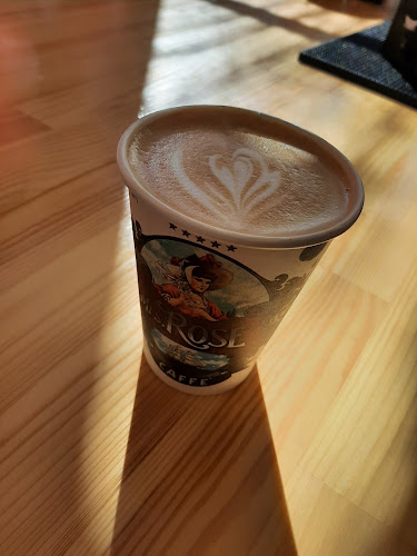 Opinii despre Fabrik cafe în Ταύρος - Γαστρονομία και φιλοξενία