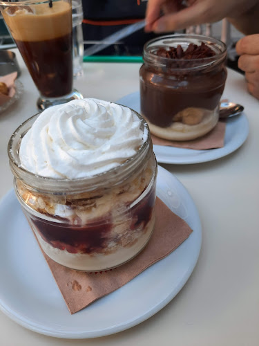 Πλ. Ελευθερωτών 10, Χαλάνδρι 152 32