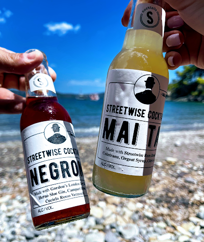 25ης Μαρτίου 102, Πετρούπολη 132 31