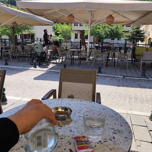 Rivo All Day Cafe Bar - Γαστρονομία και φιλοξενία