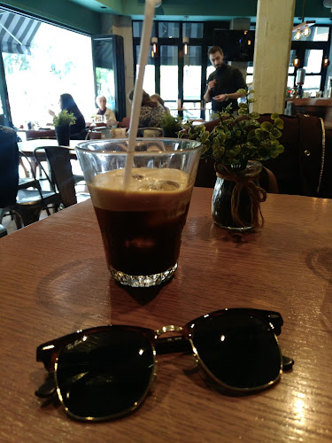 Πλ. Γκύζη 17, Αθήνα 114 74