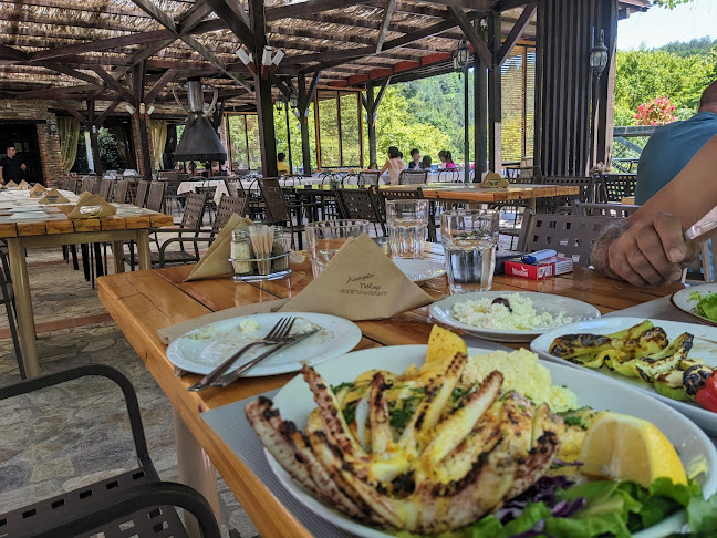Εστιατόριο Λουτρων - Γαστρονομία και φιλοξενία