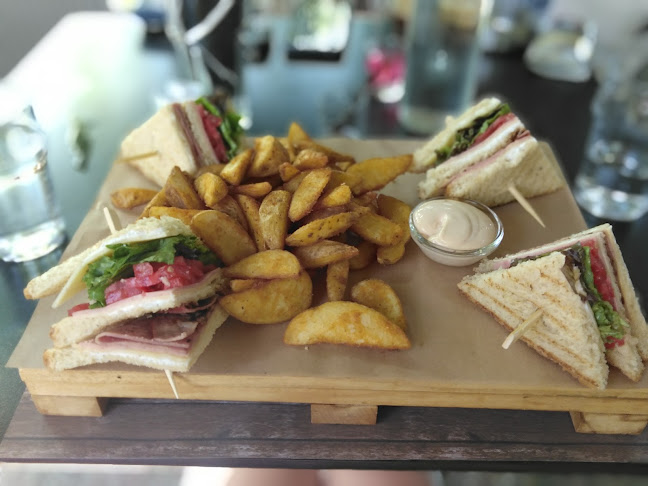 Λίμνη Αγιας Επαρχιακος, Επαρ.Οδ. Χανίων - Σούγιας, Αγιά 731 00