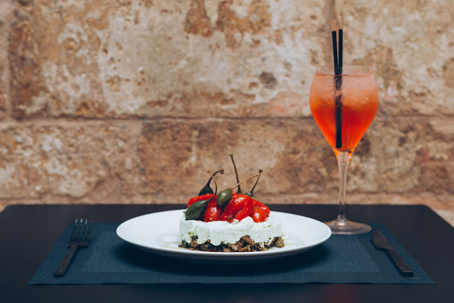 Comentarii opinii despre Monastery Estate