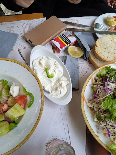 Αζιμούθιο - Γαστρονομία και φιλοξενία