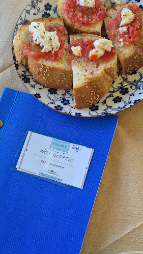 Comentarii opinii despre Κάτι Ψένεται