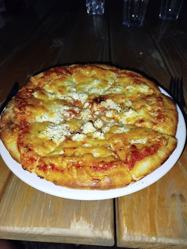 Opinii despre ΠΑΛΕΡΟΝ (ΚΑΦΕ-ΠΙΤΣΑΡΙΑ-ΤΑΒΕΡΝΑ) în Παλαιοχώρι - Γαστρονομία και φιλοξενία