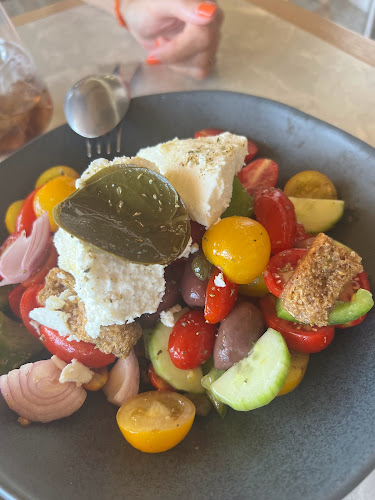 PARAJ at Super Paradise Mykonos - Γαστρονομία και φιλοξενία