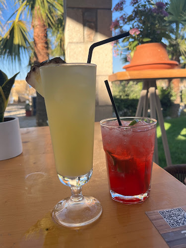 Opinii despre Tropicana Sea Breeze - Beach Bar în Γεωργιούπολη - Γαστρονομία και φιλοξενία