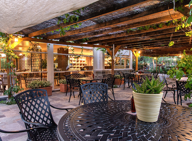 To Perivoli sti Vari