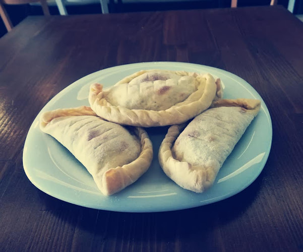 Opinii despre Retro 33 Coffee And Snacks în Πάτρα - Γαστρονομία και φιλοξενία