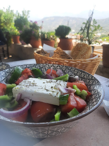 Κάτω Καλέσια 715 00