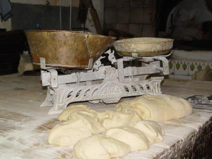 Ντελακρουά 3, Χίος 821 00