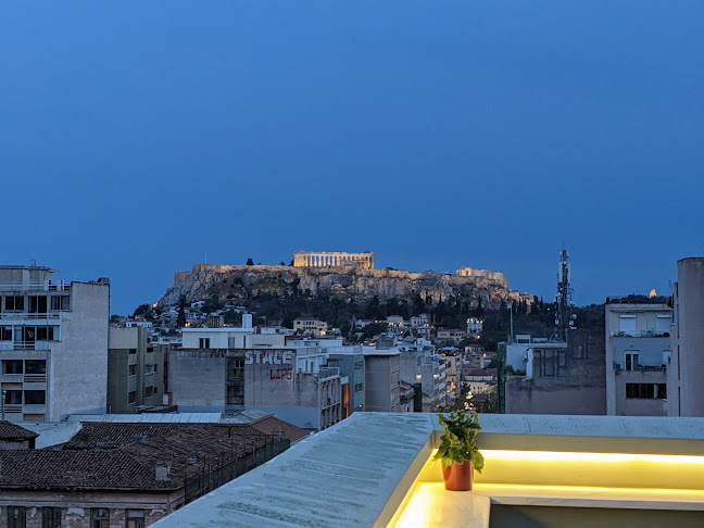 Αθηνάς 57, Αθήνα 105 51