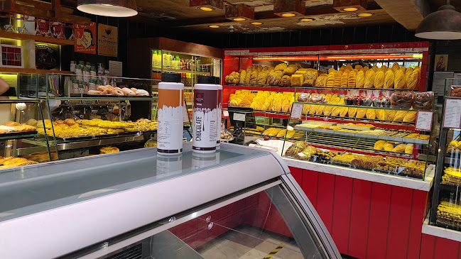 Μυλωνας αρτοποιείο