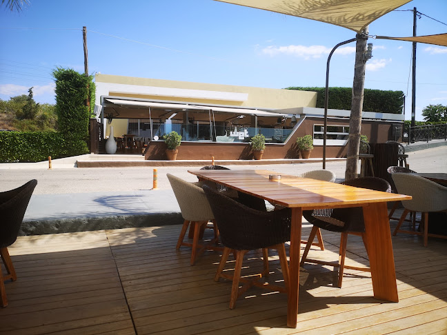 Wet Seaside Puzzle - Γαστρονομία και φιλοξενία