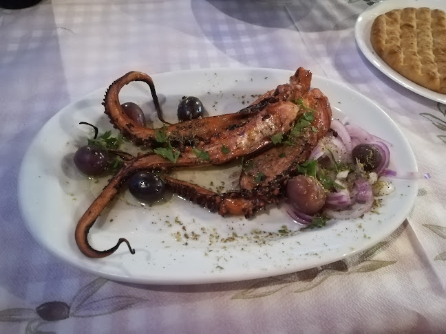 Γεωρ. Παπανδρέου 26, Σταυρός 570 14