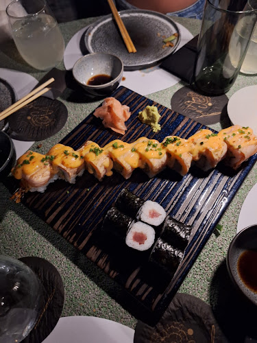 SAIL Sushi Cocktail Bar