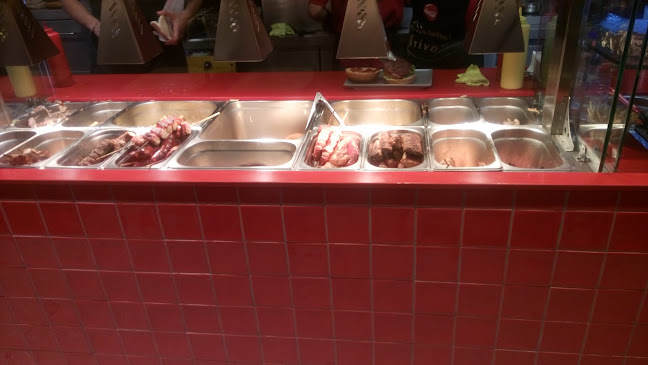 Ντίνος Γεύσεις στα κάρβουνα