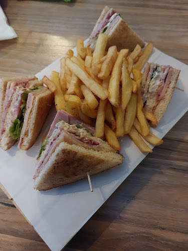 JOY - Πολύκαστρο