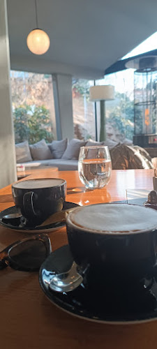 Best Friends - Γαστρονομία και φιλοξενία