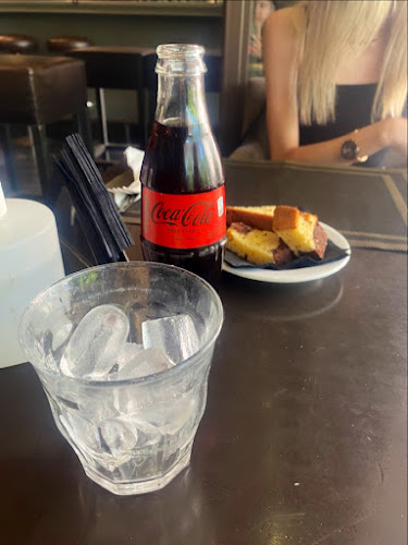 Comentarii opinii despre UTOPIA