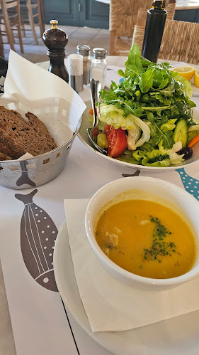 Opinii despre Μπαρμπουνάκι Γλυφάδα în Γλυφάδα - Γαστρονομία και φιλοξενία