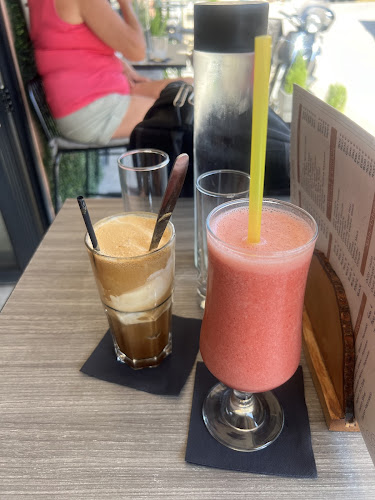 Opinii despre LA VERANDA în Λευκίμμη - Γαστρονομία και φιλοξενία