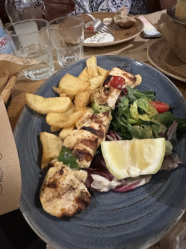 Opinii despre Πετούσης Ταβέρνα (Ηράκλειο) în Ηράκλειο - Γαστρονομία και φιλοξενία