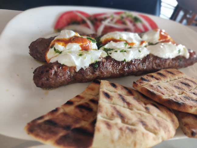 Φαρμακίδου 17, Χαλκίδα 341 00